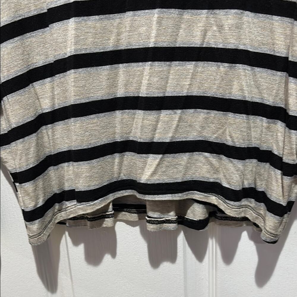 K & C tan black Striped V-Neck Long dolman Sleeve Top in euc - Picture 4 of 7